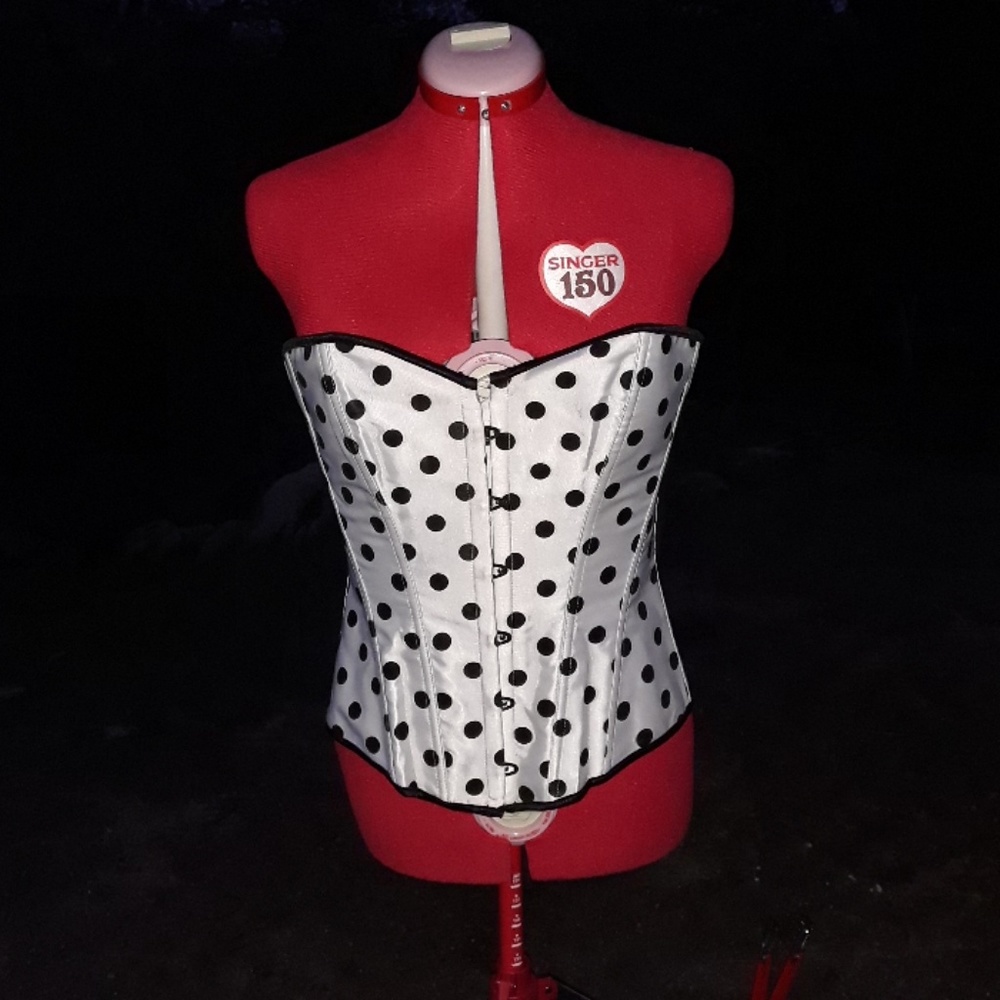 Cute polkadot corset